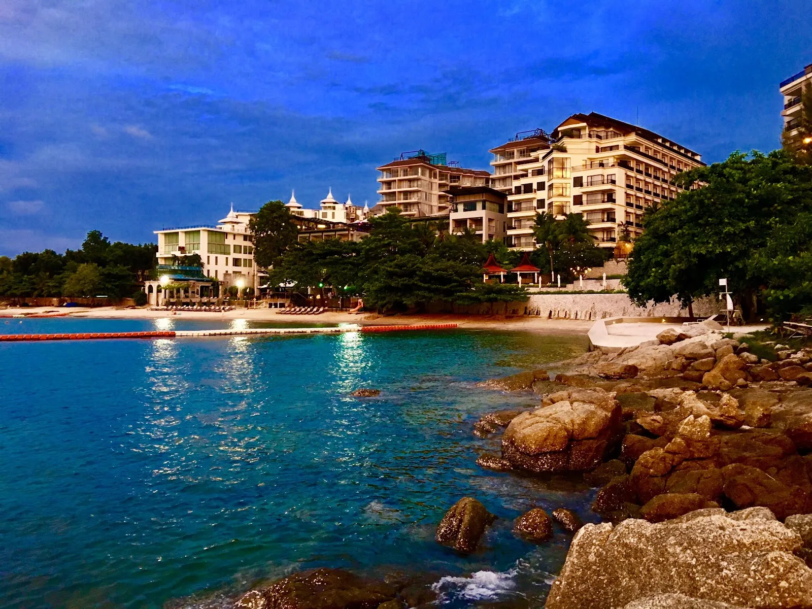 Pattaya Modus Beachfront Resort