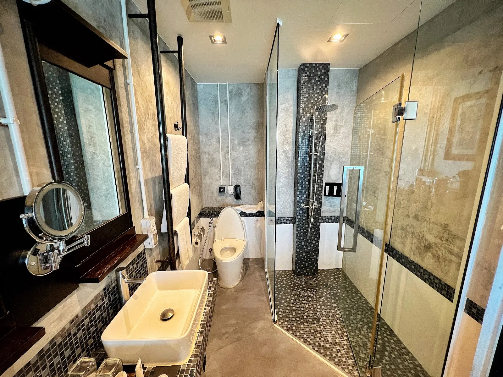 Pattaya Modus Beachfront Resort