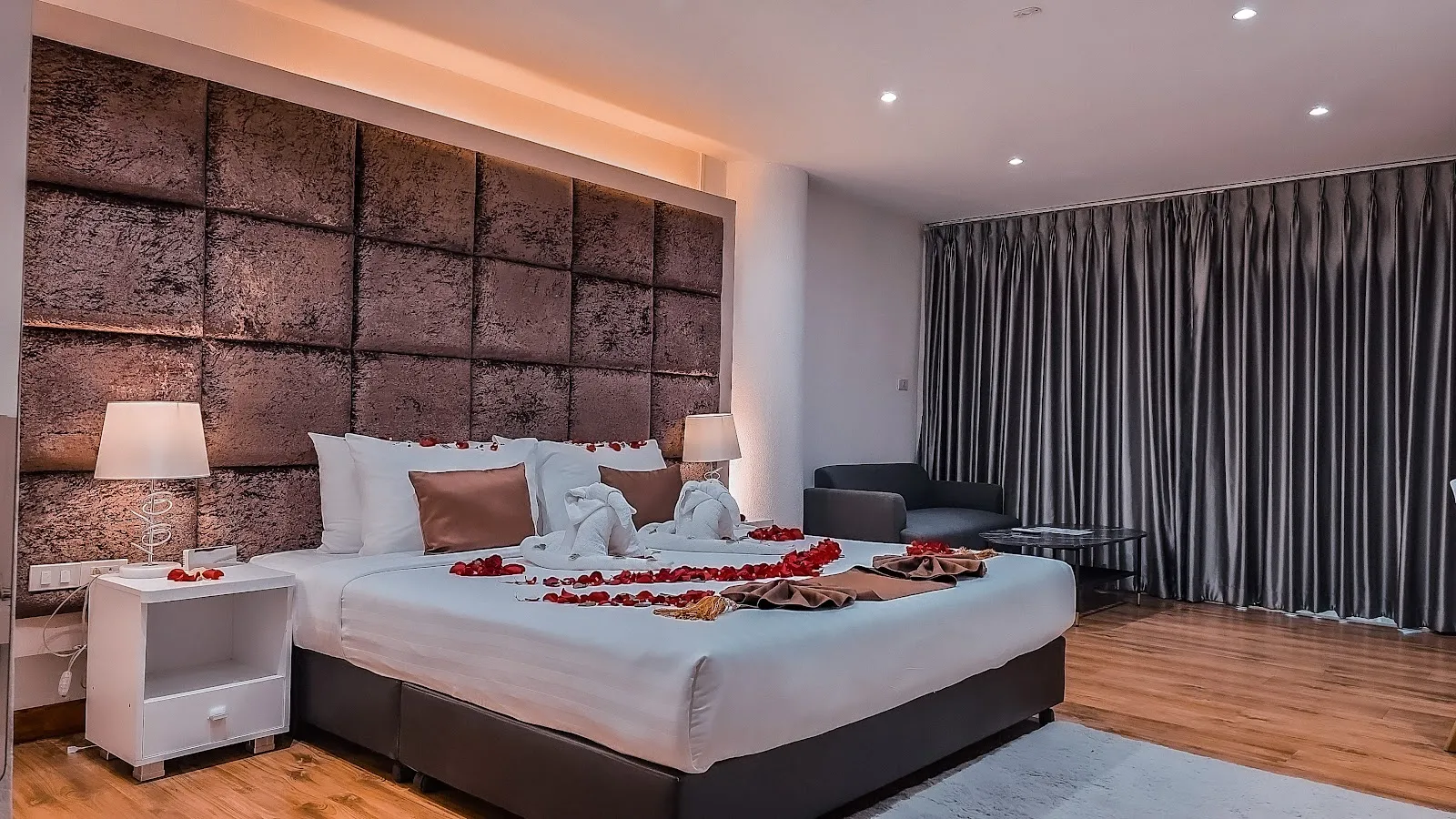 Pooh​ Beach​ ​Resort​ & Spa