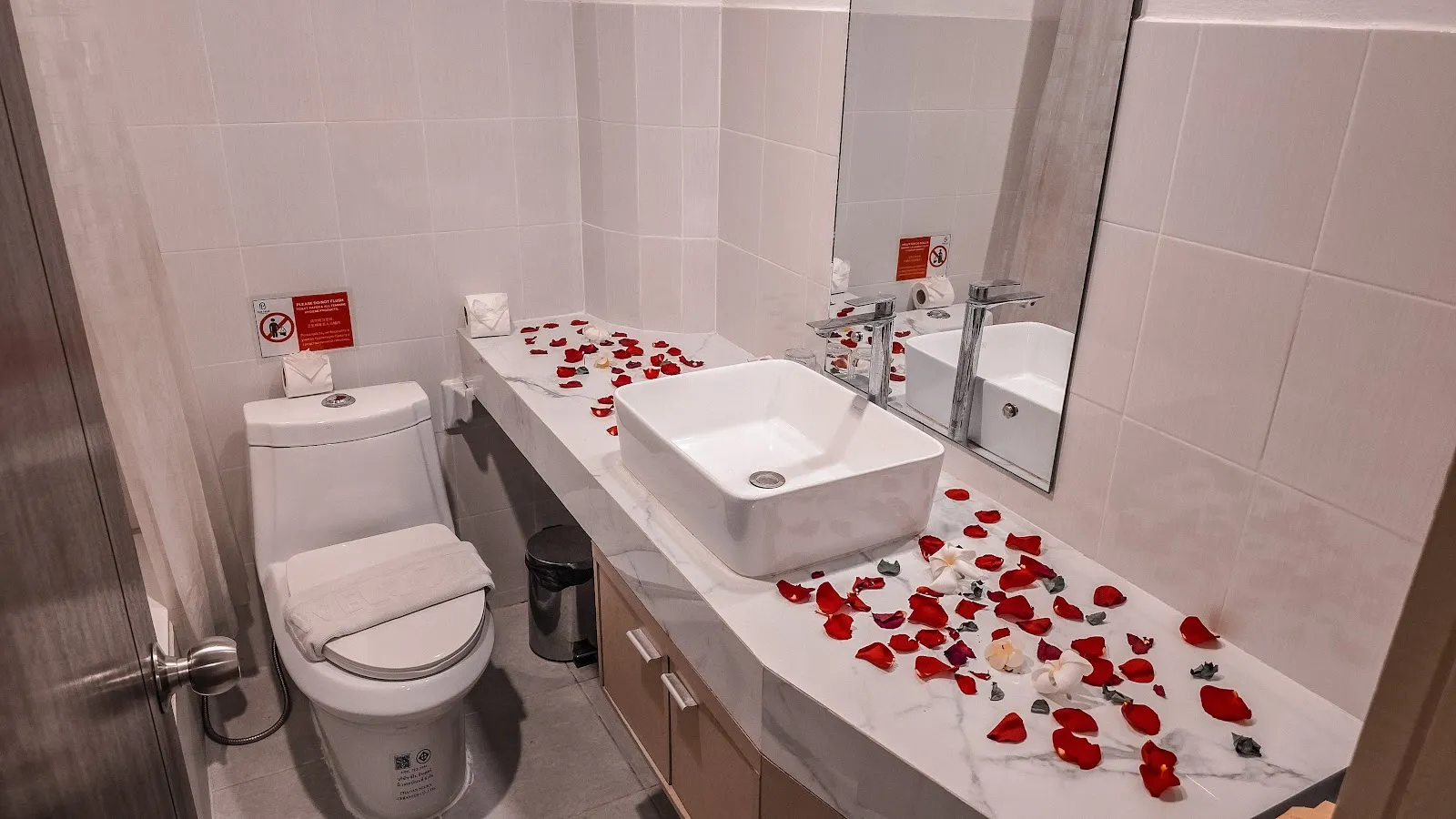 Pooh​ Beach​ ​Resort​ & Spa