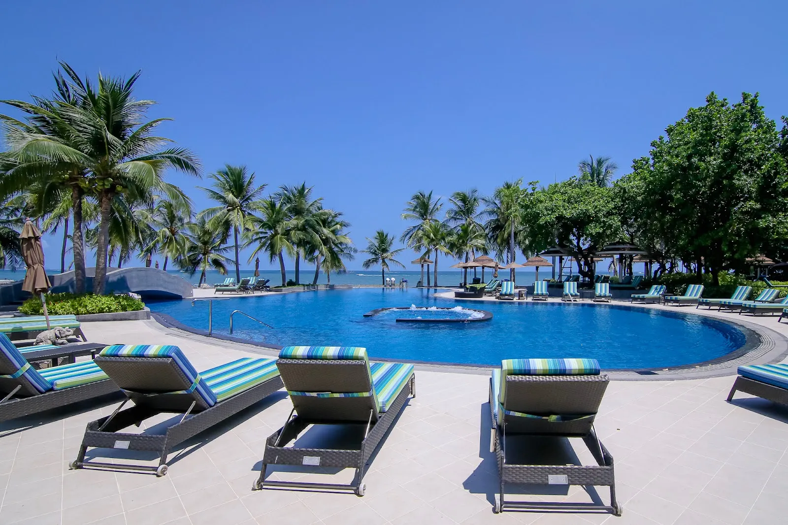 Royal Wing Suites & Spa Pattaya