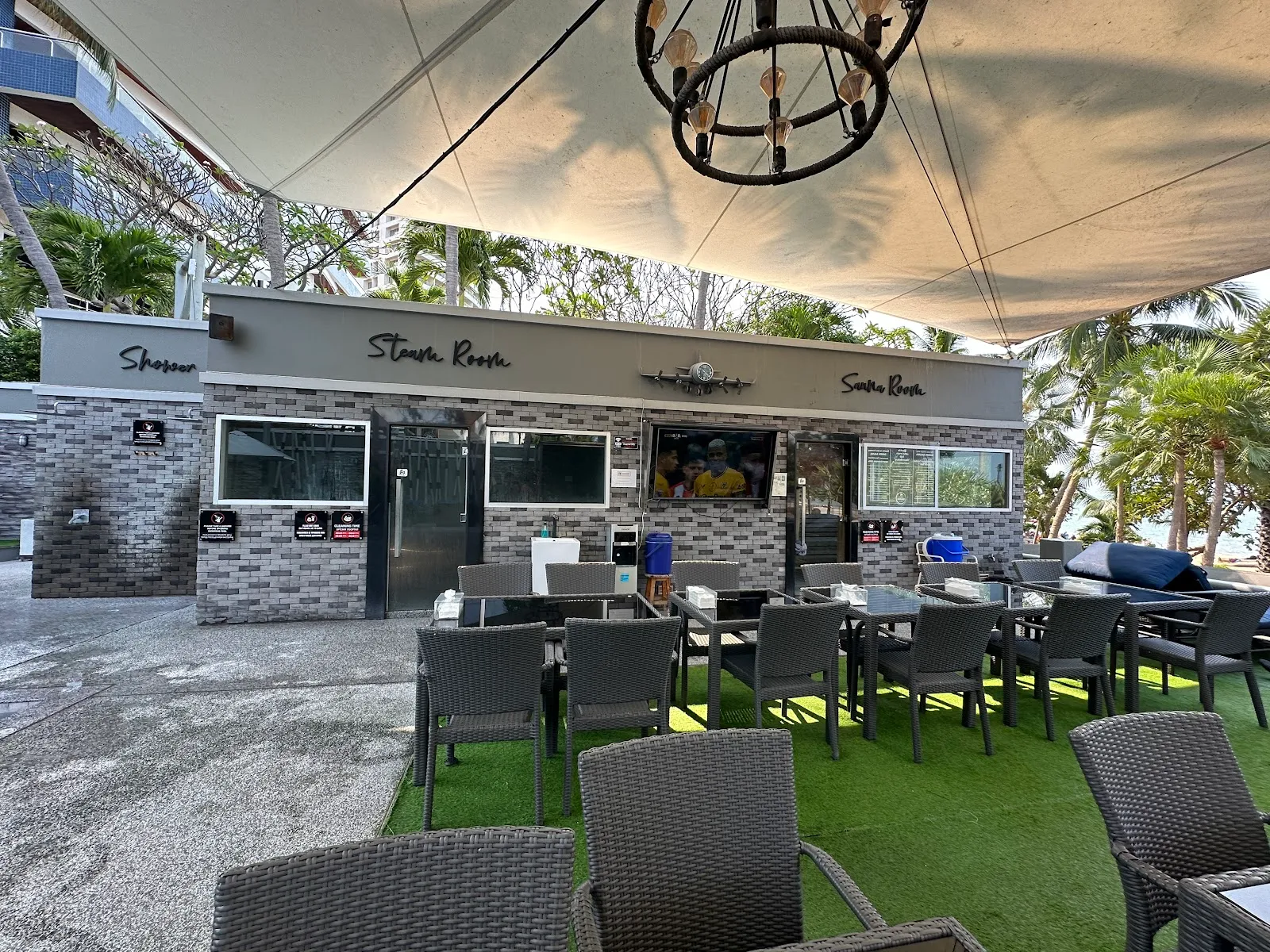 Sands Sauna Beach Club Pattaya