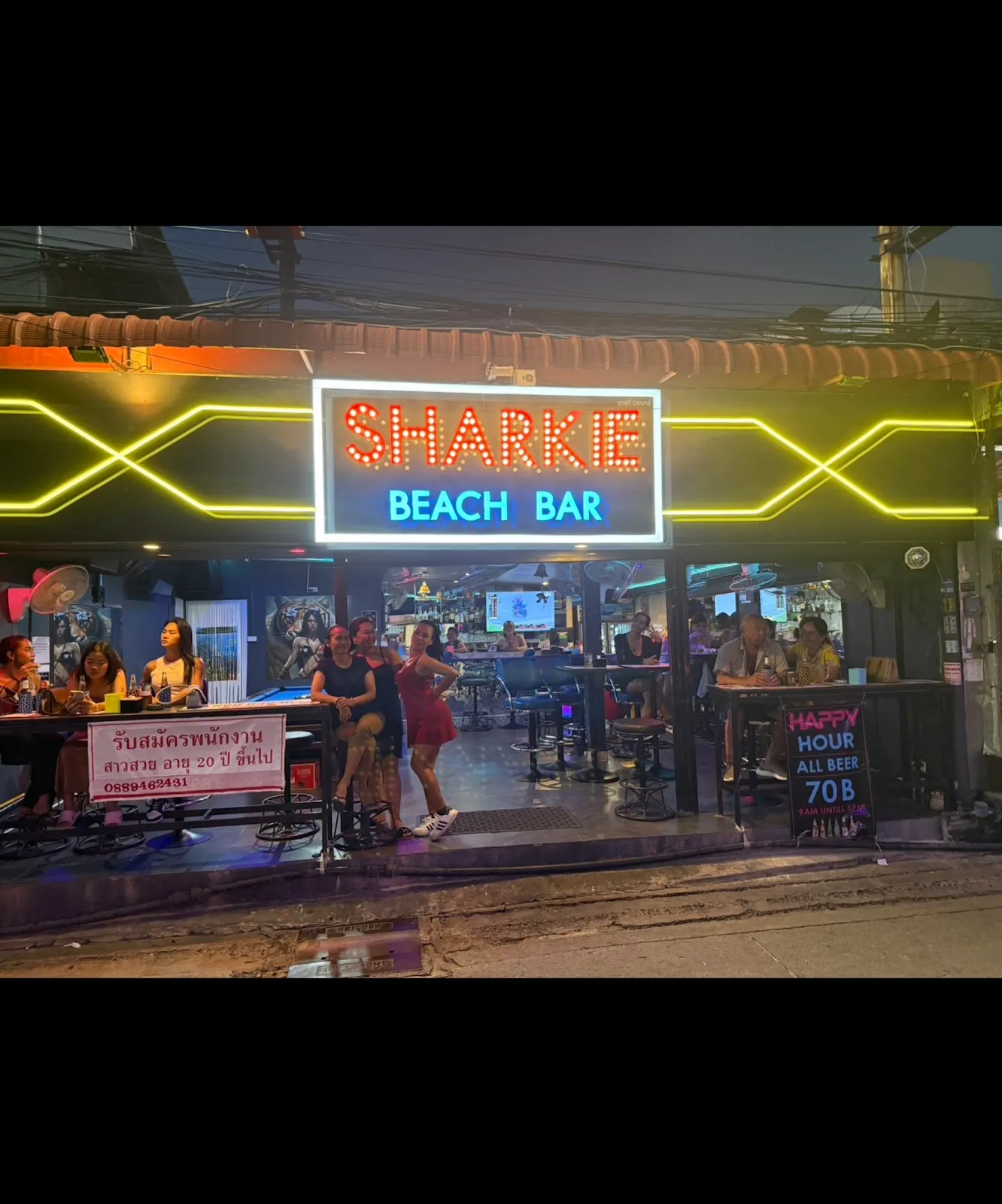 Sharkie Beach Bar