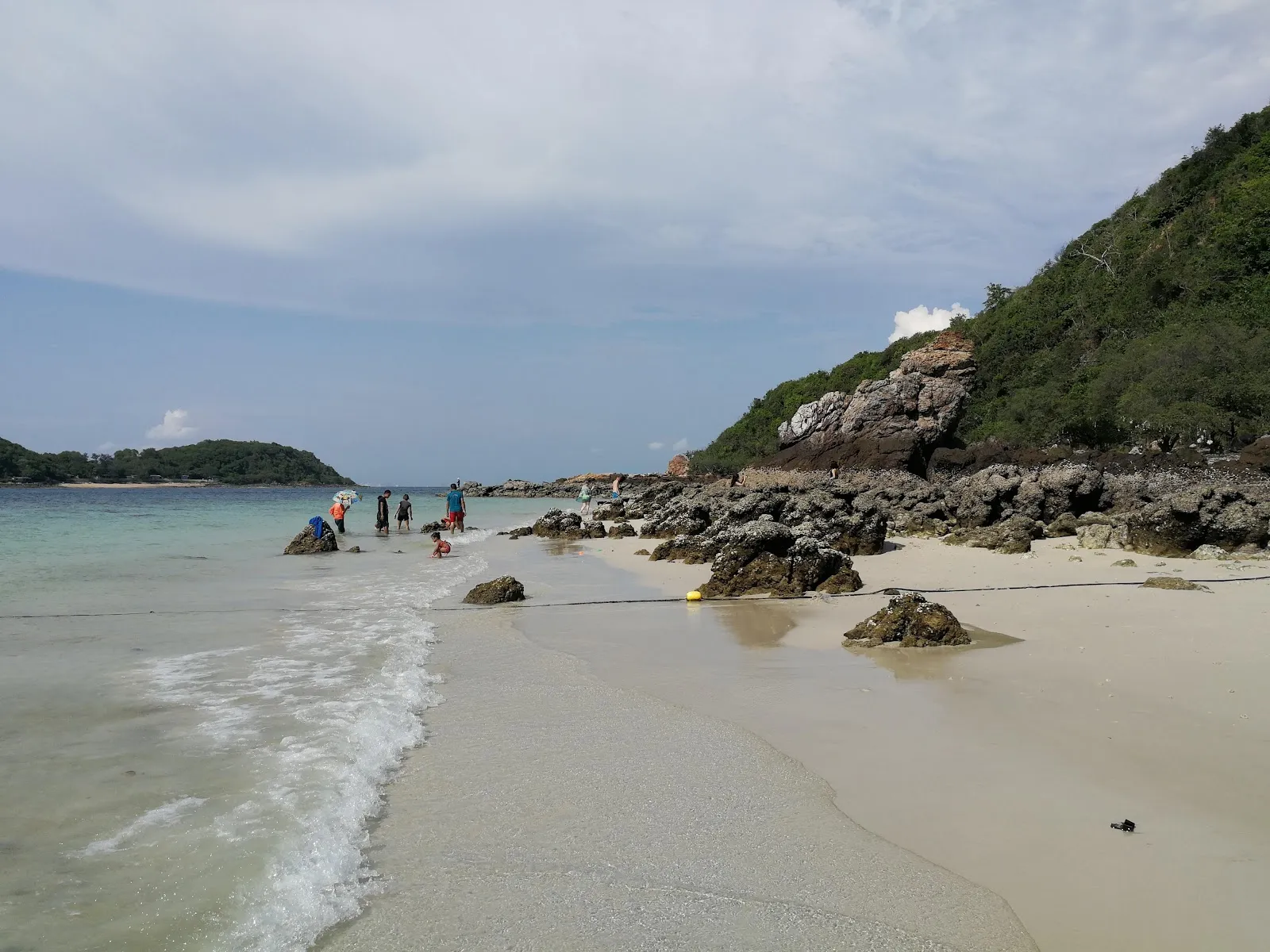 Ta Yai Beach ( หาดตายาย )