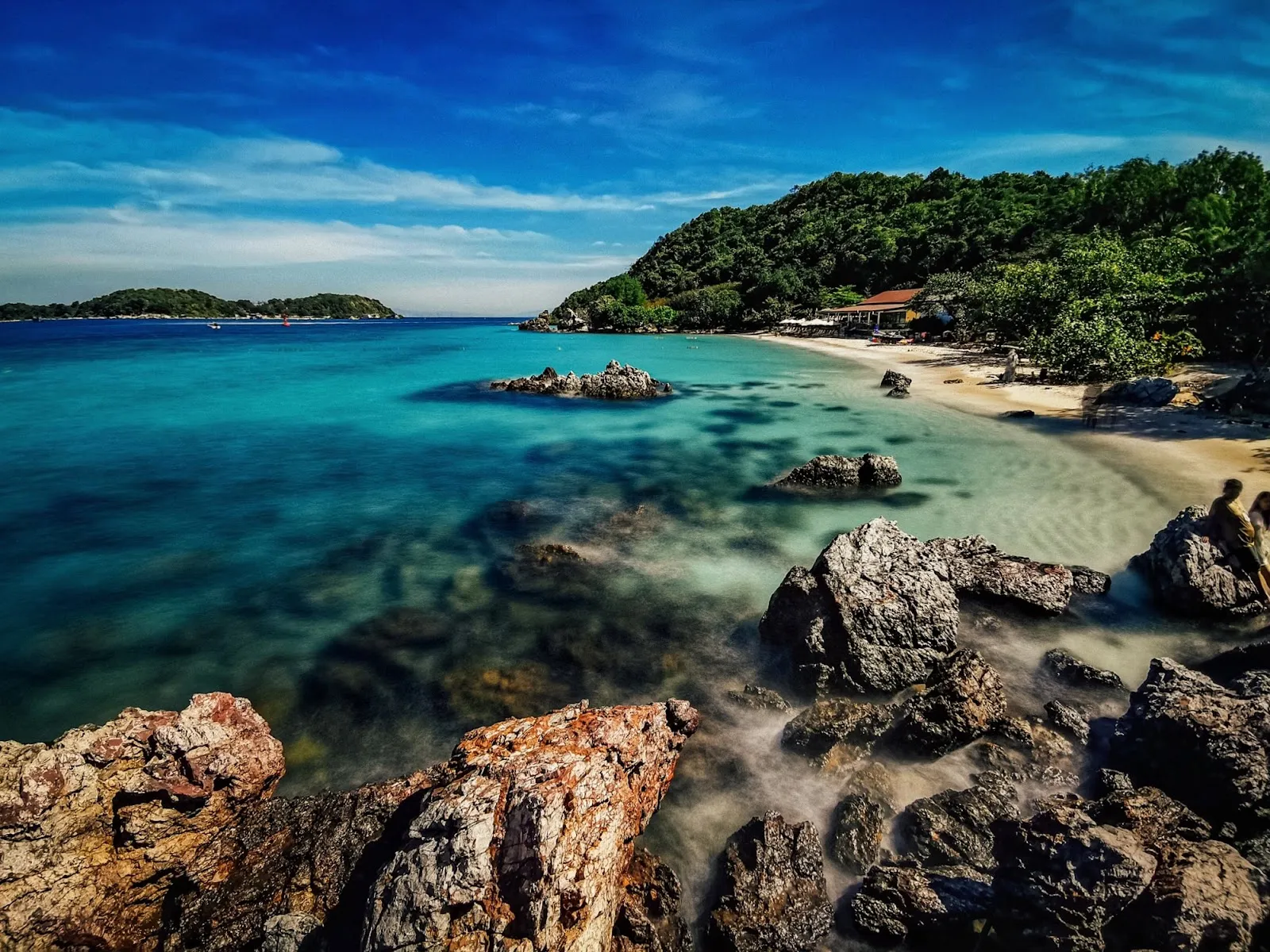 Ta Yai Beach ( หาดตายาย )