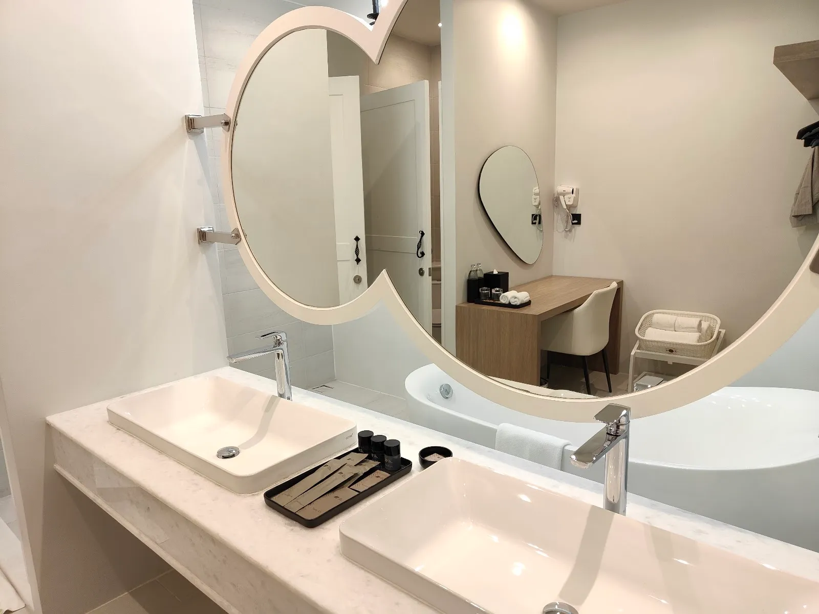 The Gems Mining Pool Villas Pattaya