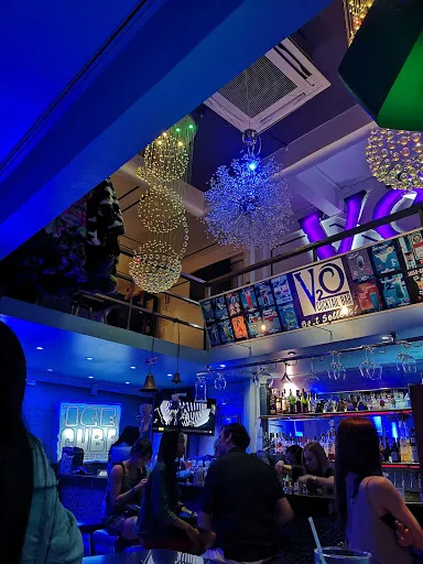 V Lounge & -11 Ice Room