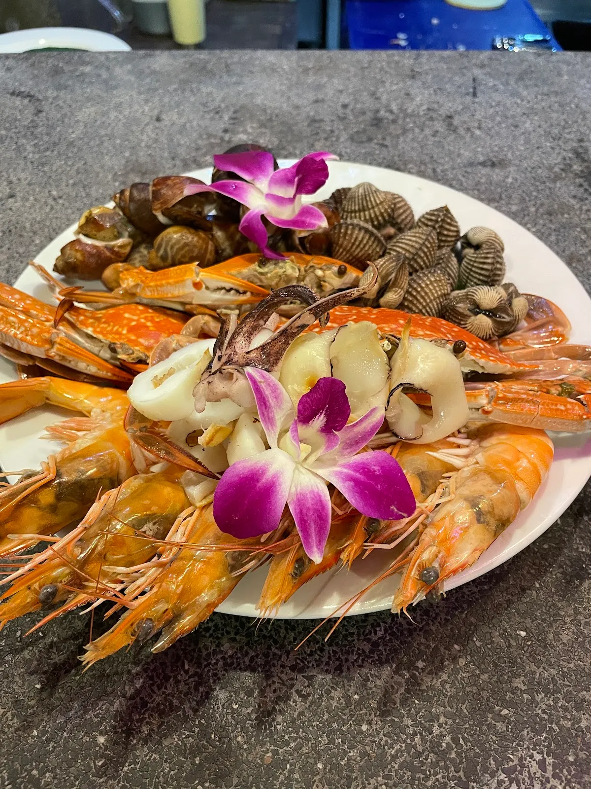 View Mare Beach Front Bar & Restaurant Pattaya