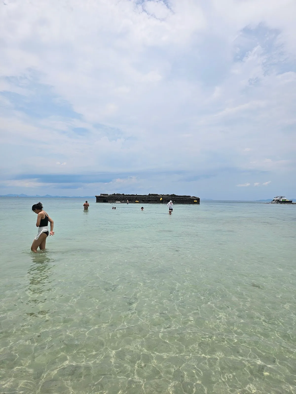 Zipline Kohlarn At Nual Beach