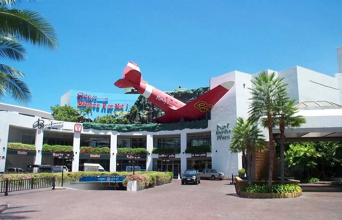Royal Garden Plaza