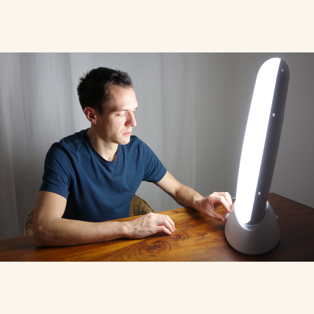 Bright Light Therapy Shows Promise for Vision and Wellbeing in Parkinson’s