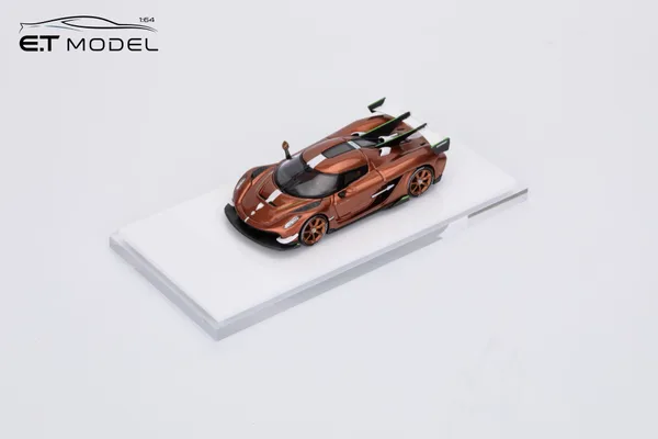 Koenigsegg Sadairs Spear Vintage Bronze