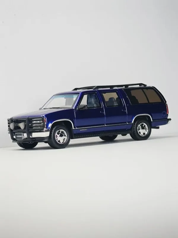 Bliss Mold 1:64 Alloy Model! Suburban Metalic Blue