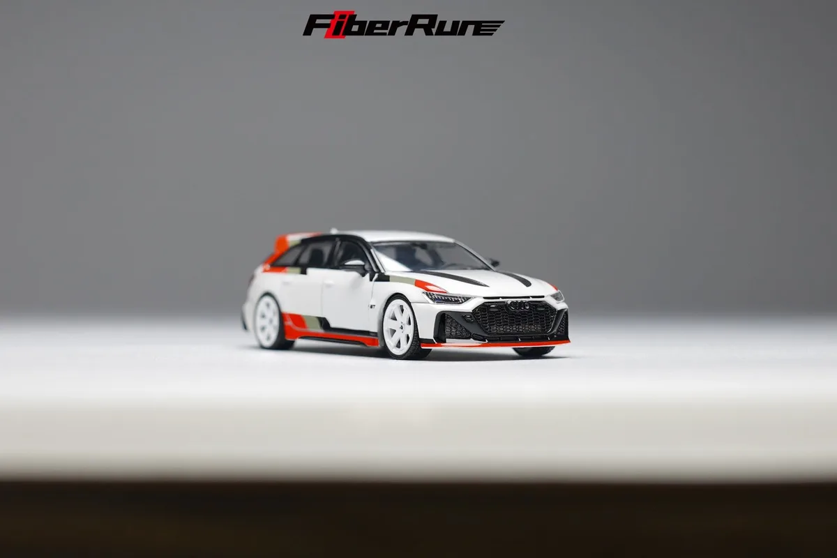 Fiberrun 1:64 Audi RS6 GT White