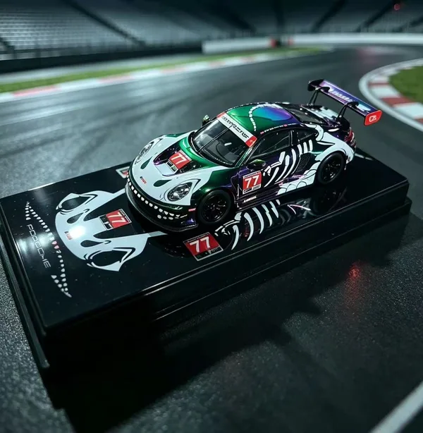 HubAuto 1:64 911 GT3 R! Chrome Magic Skeleton Dinosaur Livery
