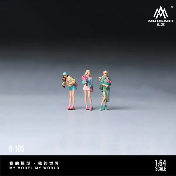 Holding Flowers Best Friends Trio Doll Set