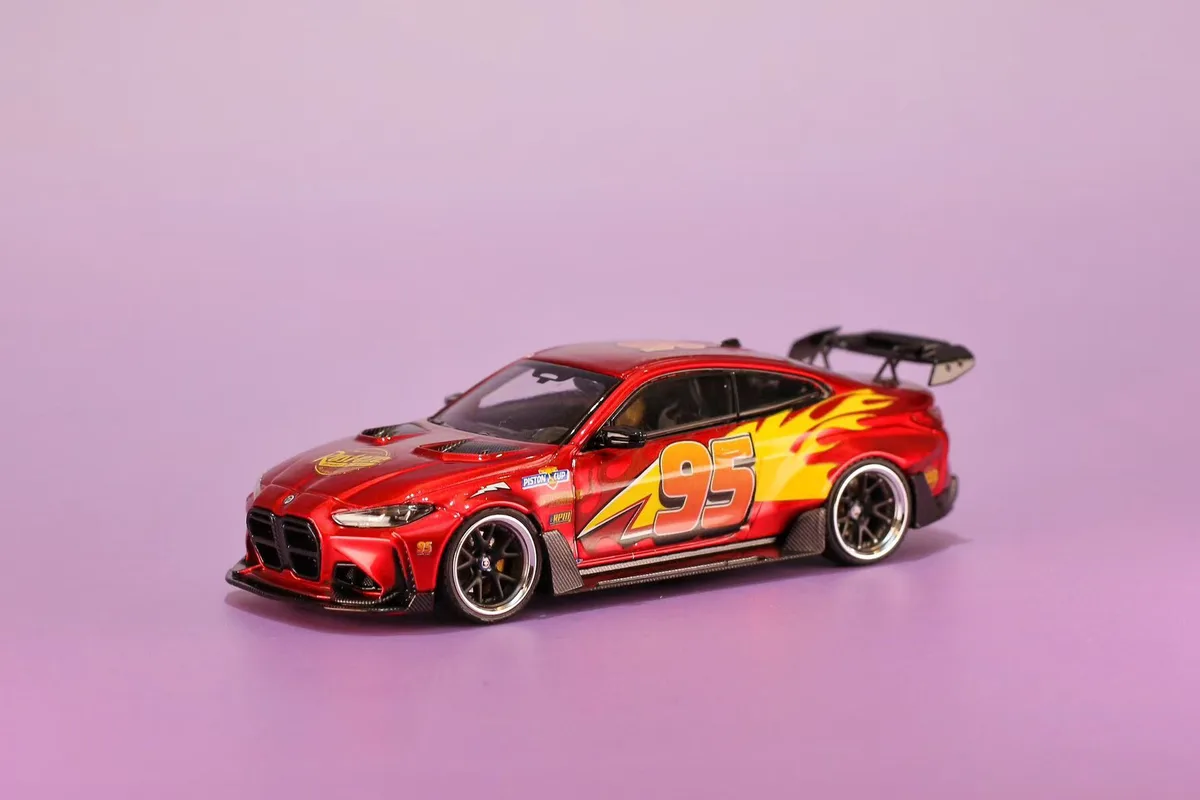 M4 (Lightning McQueen Livery)