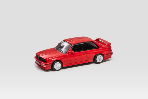 Shadow 1:64 M3 E30 Red LHD