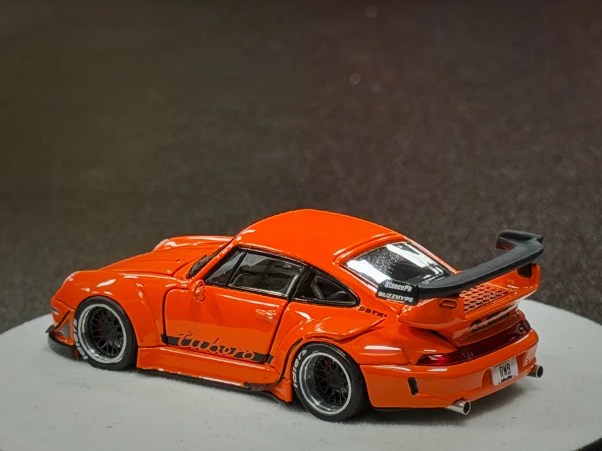 PGM 1:64 RWB 994 Bright Orange