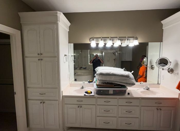 Inspection of bathroom conversion getting all materials and measurements set up in Flowood, MS
