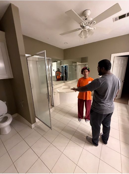 Inspection of bathroom conversion getting all materials and measurements set up in Flowood, MS, photo 3