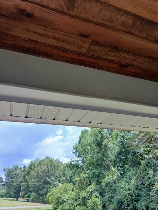 Mud it seem and crack in Magee, MS, photo 2