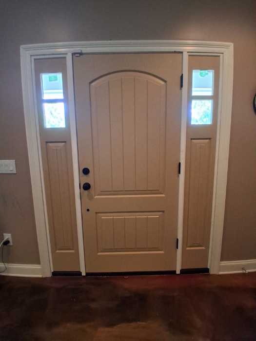 Replaced front door with a new one in Magee, MS, photo 2