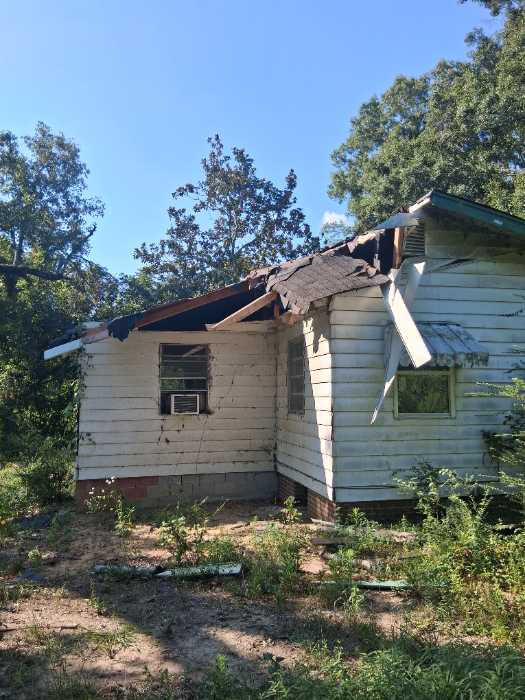 Assessment of roof damage and scope of work necessary to rebuild substructure in Terry, MS, photo 2