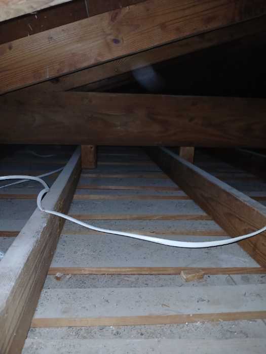 Spraying, instant insulation in an attic in Pearl, MS, photo 2