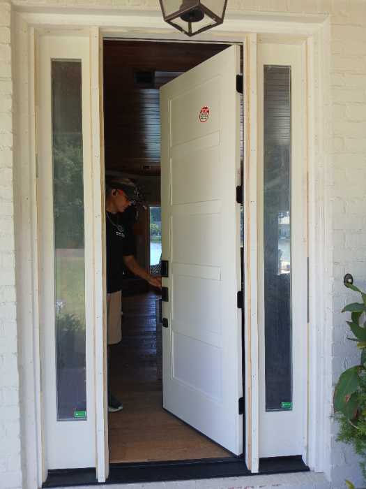 Installing a door and putting trim up in Gluckstadt, MS, photo 3