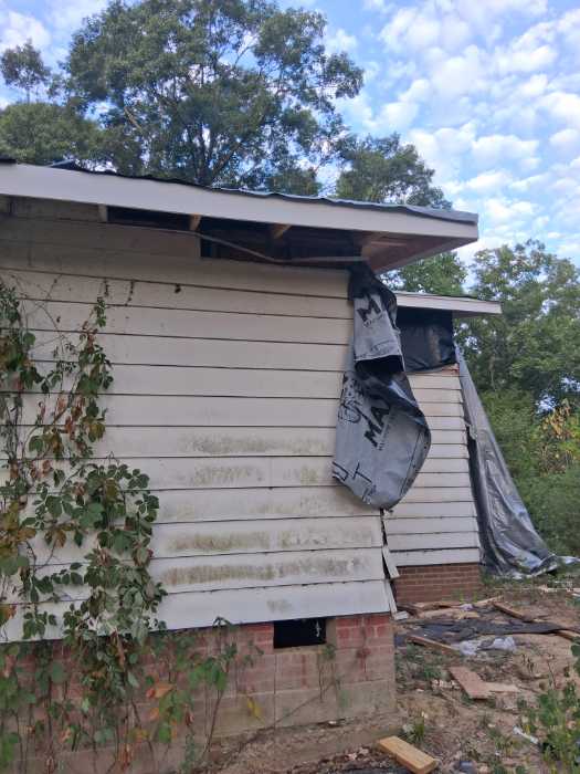 Roof inspection in Terry, MS