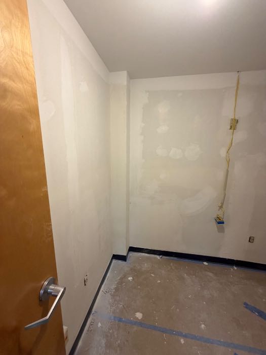Had a air-conditioning leak in the ceiling and water damage in Richland, MS, photo 3