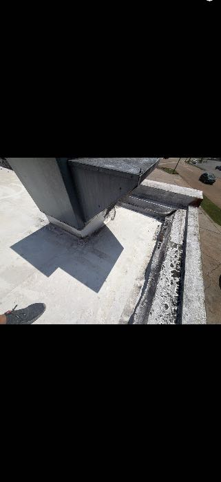 TPO roof inspection in Jackson, MS, photo 2