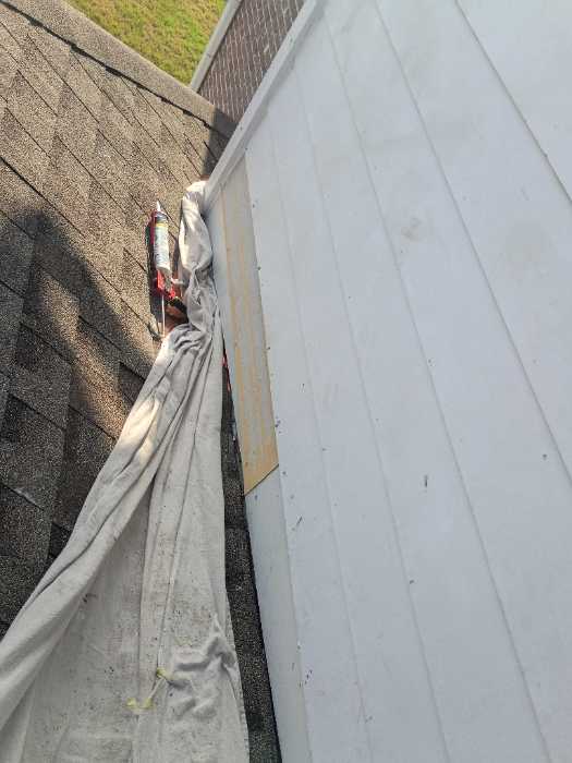 Replacing siding and caulking it in Brandon, MS