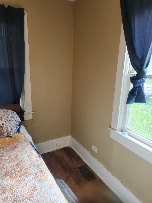 Interior painting and wall repairs in Vicksburg, MS, photo 9
