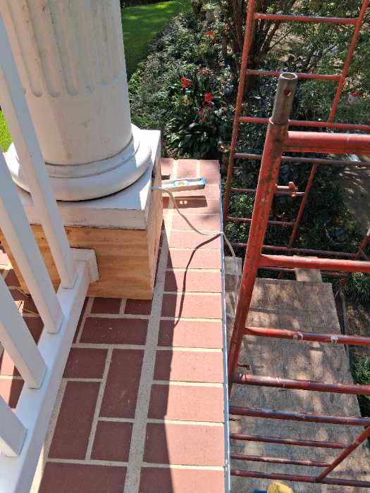 Sitting and adjusting columns and handrails mounting electrical boxes in the base in Pearl, MS, photo 2