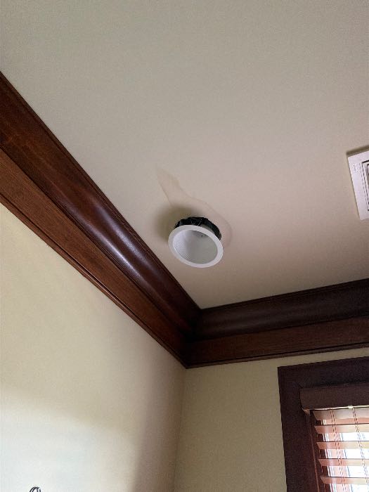 Interior bathroom paint and drywall repair in Flowood, MS, photo 3