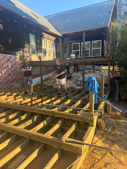Demo old deck and building back in Raymond, MS, photo 2