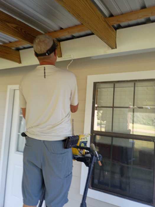 Painting trim around the house in Brandon, MS, photo 3