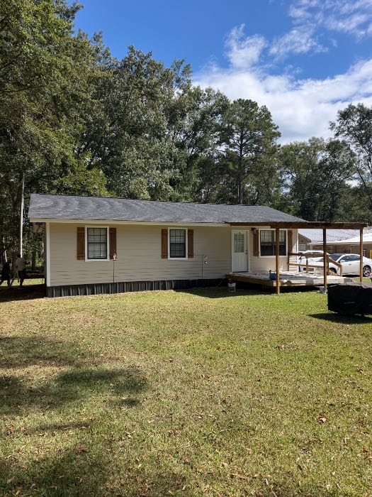 Install new shutter and painted exterior in Brandon, MS, photo 2