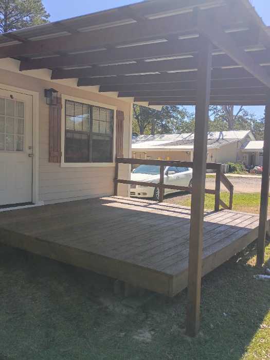 Staining a porch in Brandon, MS, photo 3