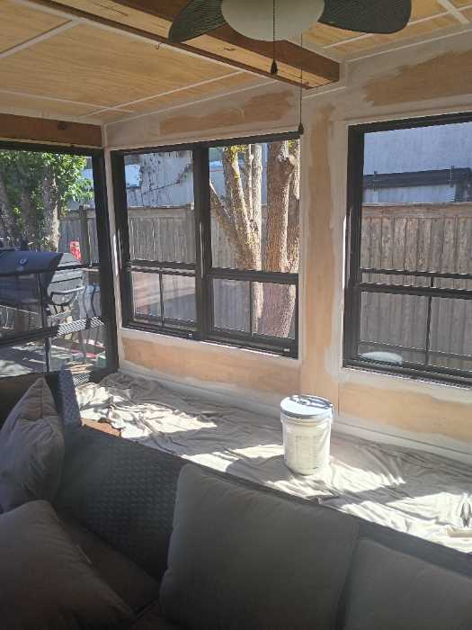 Priming walls getting ready to paint in Brandon, MS, photo 2