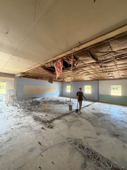 Demoing block walls in Utica, MS, photo 2