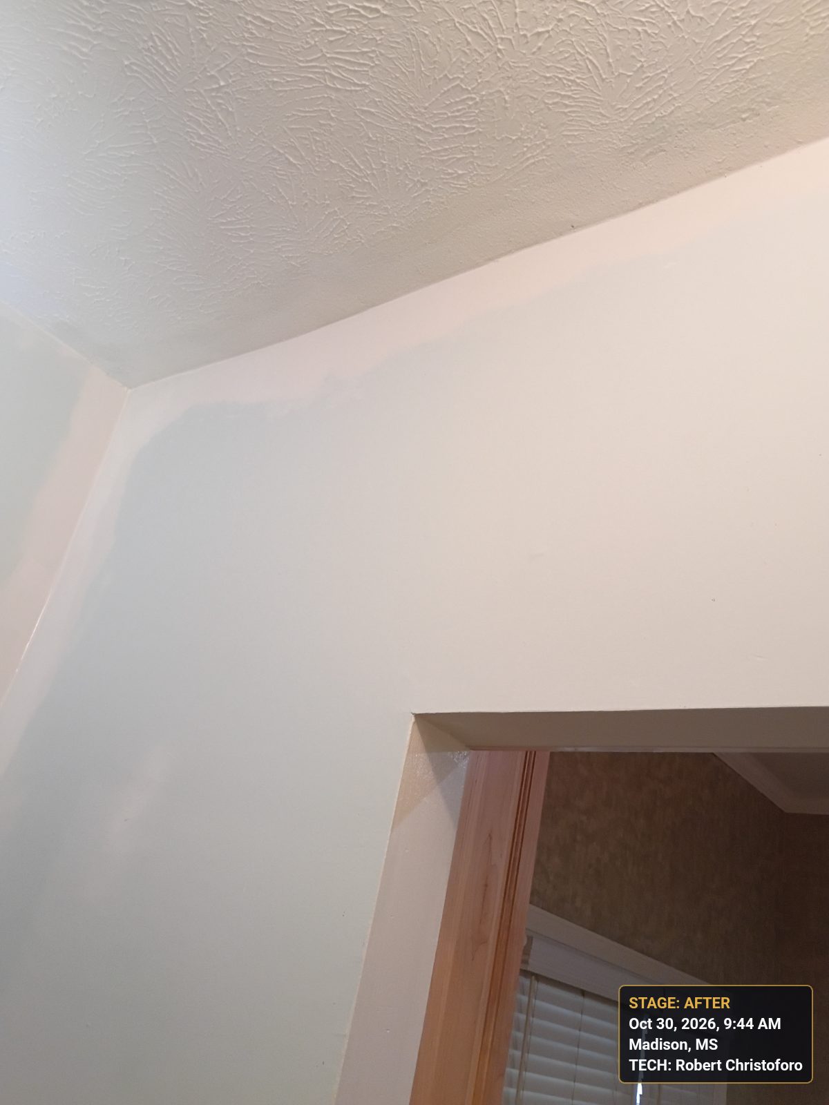Sanded the walls and spray texture on the ceiling getting it ready for paint in Madison, MS