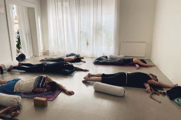 Mellow Flow: Yin Yoga & Restorative