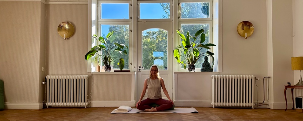 MEDI YOGA MED PRANAYAMA