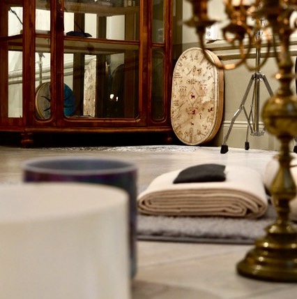 Lunch-Yin Yoga, 60 minuter