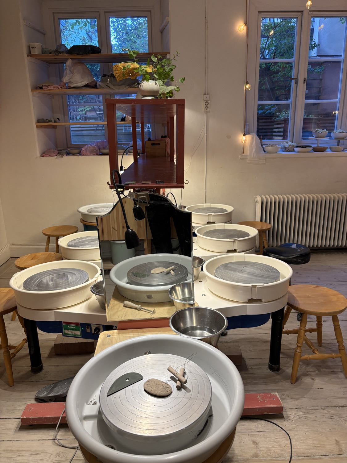 Keramik med drejning, kavling och handbygge