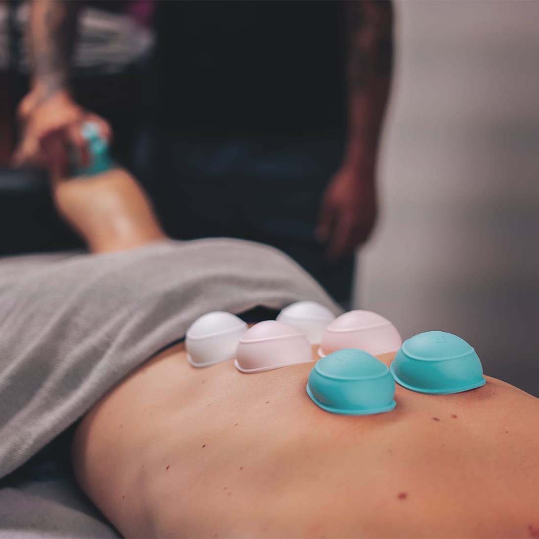 Djupgående massage & koppning