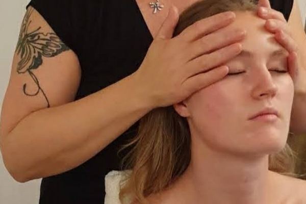 Indisk huvud & ansiktsmassage  50min        Massage Fruängen